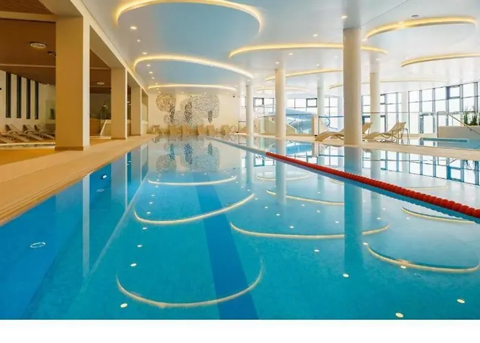 y Polanki AQUA Z Bezpłatnym Basenem